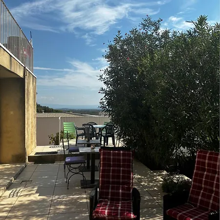 Maison Provencale 200m2 Piscine Calme 50m Du Bus Villa Villeneuve-lès-Avignon