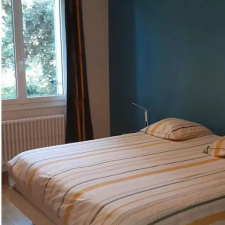 Vila Maison Provencale 200m2 Piscine Calme 50m Du Bus